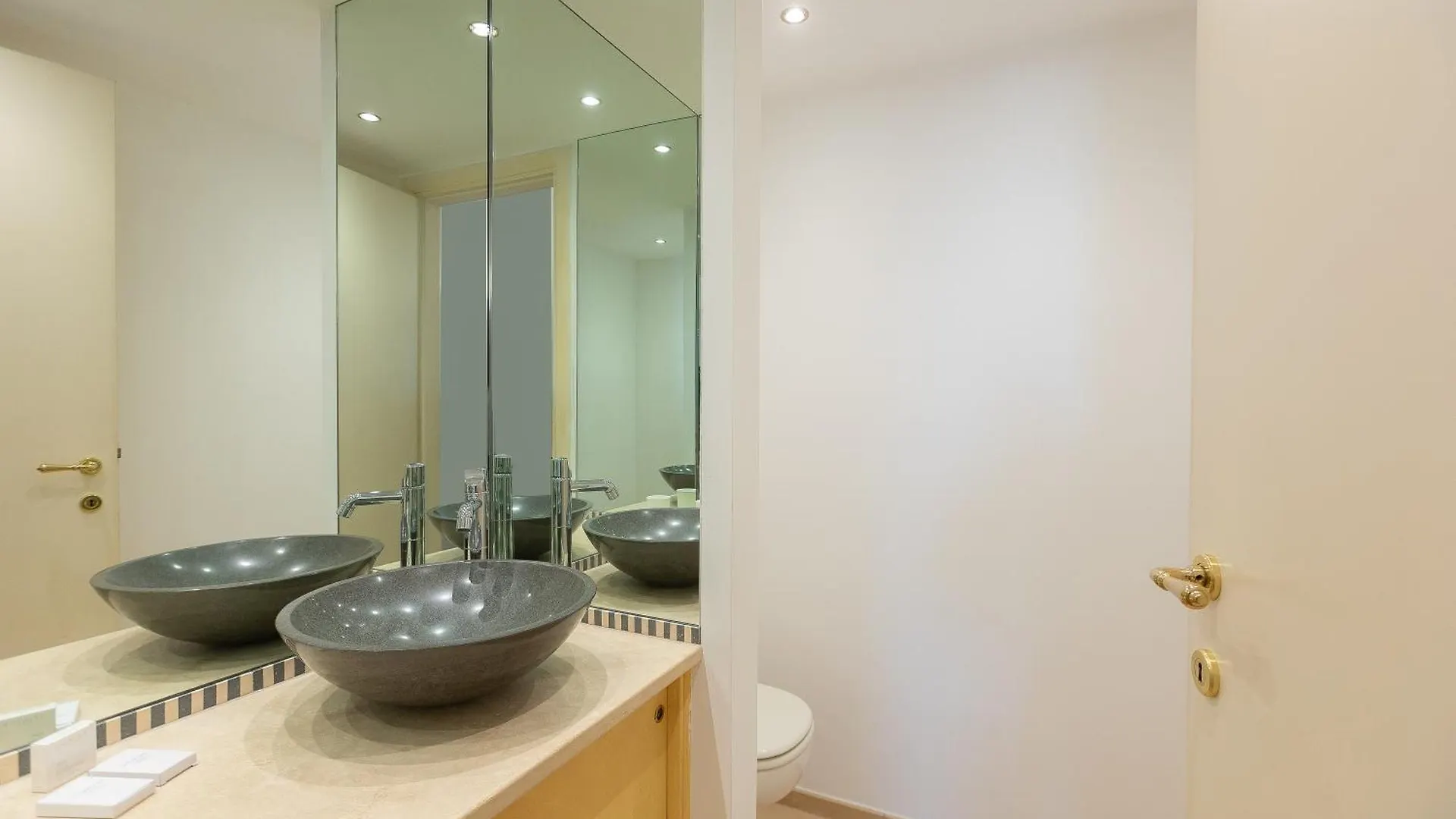Amazing Piazza Fiume Apartment Rome